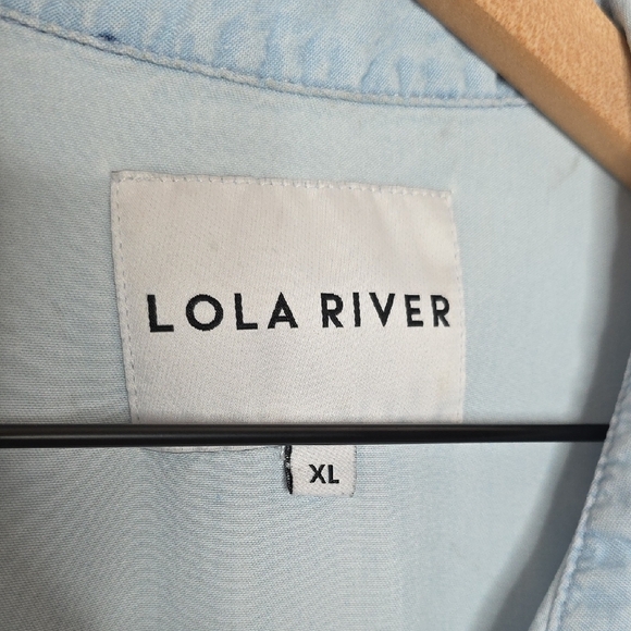 Lola River Light Wash Chambray Short Sleeve Boxy Crop Relaxed Button Up Shirt XL - Picture 3 of 11